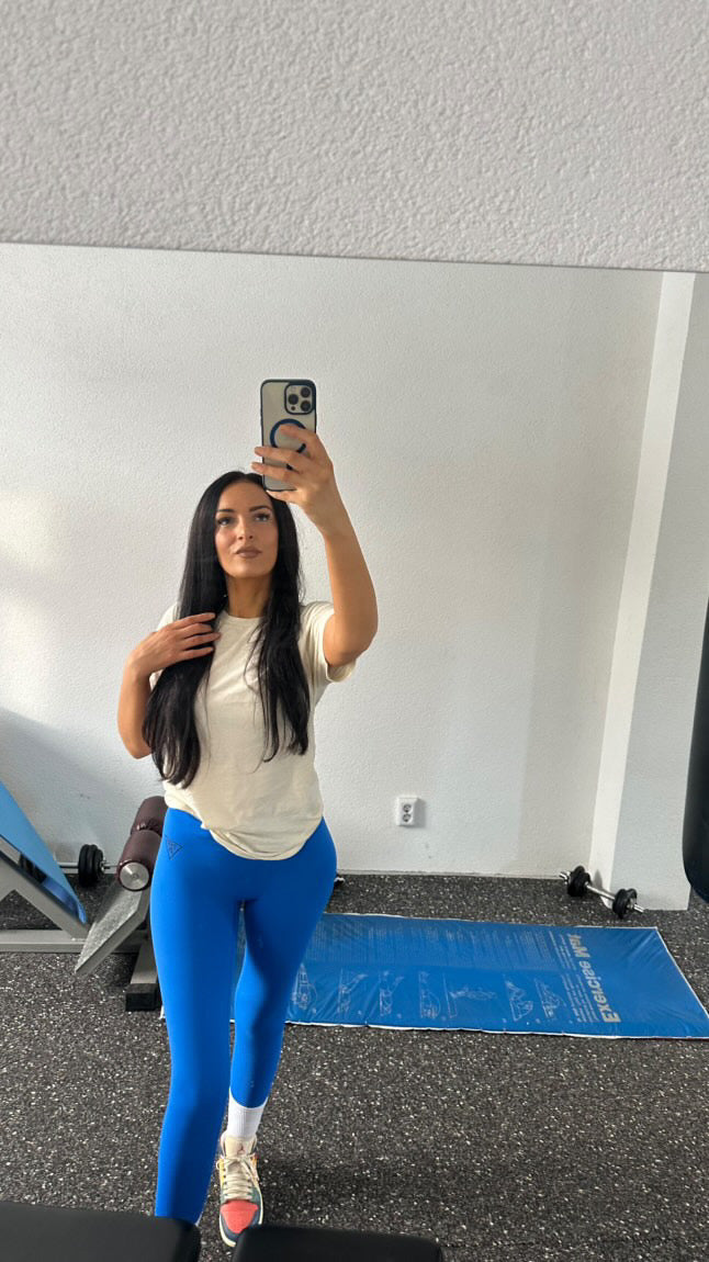 Royal blue leggings