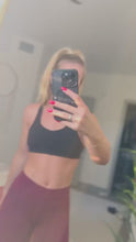 Load and play video in Gallery viewer, Wine red leggings

